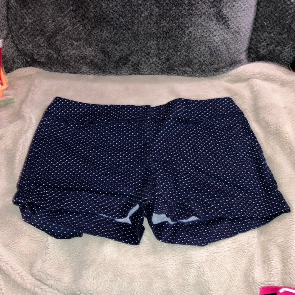 NY&CO Cuffed Shorts, size 14